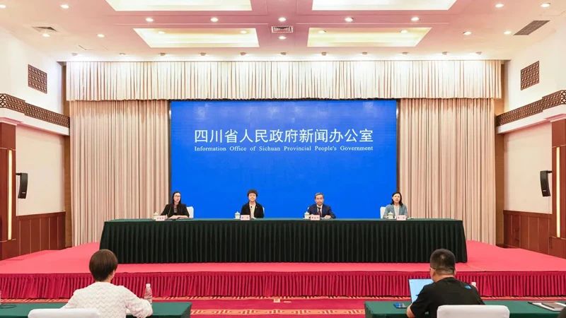 資訊丨江蘇省發(fā)改委：嚴(yán)禁變相違規(guī)舉債上項(xiàng)目，從源頭防范新增隱性債務(wù)風(fēng)險