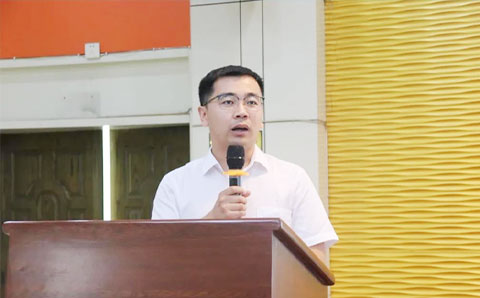 城望集團(tuán)總裁王廣慶受邀為東阿經(jīng)濟(jì)開(kāi)發(fā)區(qū)“跬步”論壇作產(chǎn)業(yè)基金專(zhuān)題講座